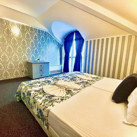 Boutique Royal 3*