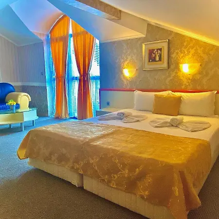 Boutique Royal 3* ネセバル