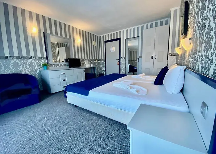 Hotel Boutique Royal 3*